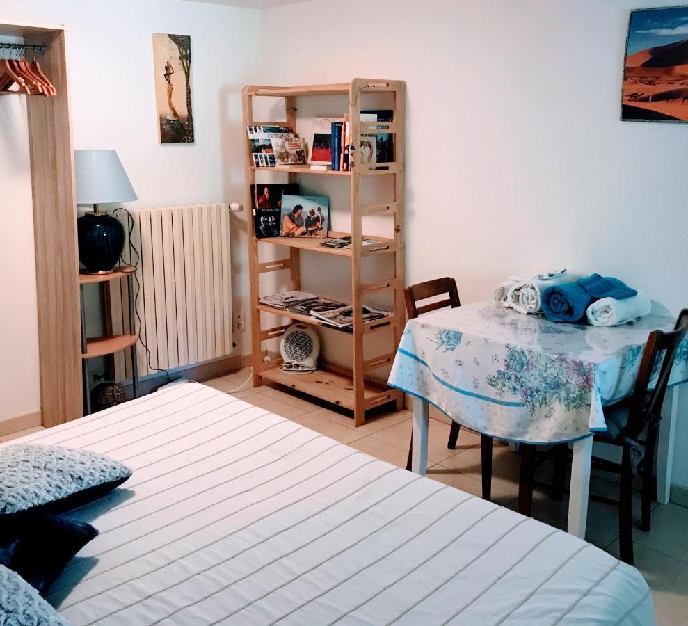 Chambre Et Salle De Bain Prive S'Ouvrant Sur Terrasse, Jardin Et Cuisine D'Ete Quillan Kültér fotó