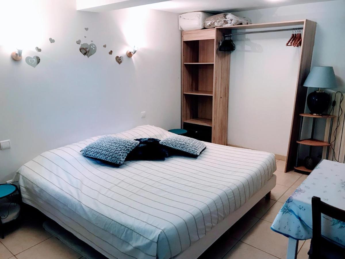 Chambre Et Salle De Bain Prive S'Ouvrant Sur Terrasse, Jardin Et Cuisine D'Ete Quillan Kültér fotó